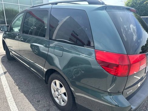 Used 2004 Toyota Sienna XLE FWD image 4
