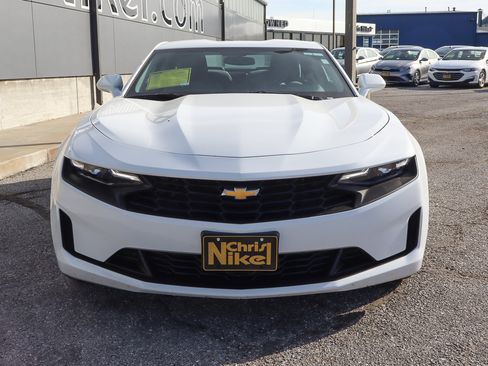Used 2023 Chevrolet Camaro LT image 2