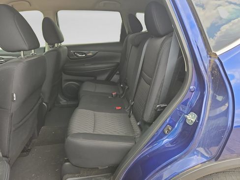 Used 2018 Nissan Rogue SV AWD/4WD image 34