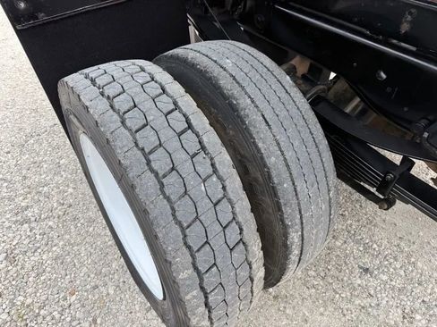 Used 2017 Ford F550 4x4 Crew Cab Super Duty image 13