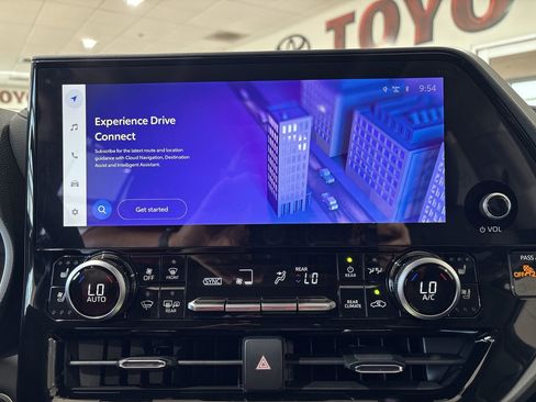 New 2026 Toyota Highlander Limited image 19