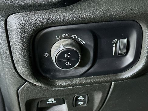 Used 2022 RAM 1500 Big Horn image 17