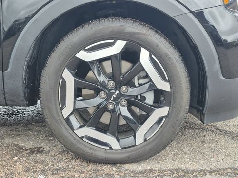 Certified 2024 Kia Telluride S w/ S Sunroof Package AWD/4WD image 18