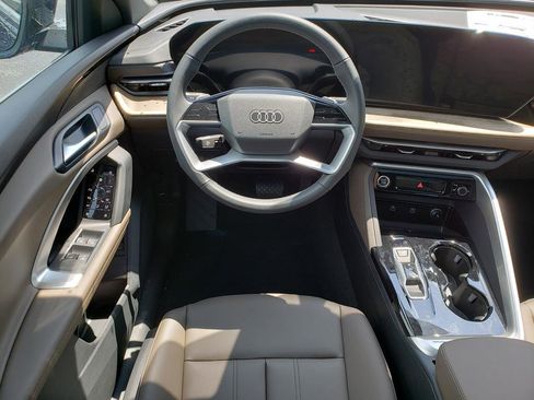 New 2025 Audi Q5 Premium image 10