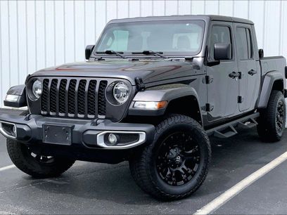 Used 2023 Jeep Gladiator Sport