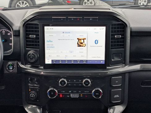 Used 2022 Ford F150 XLT w/ Equipment Group 302A High image 18