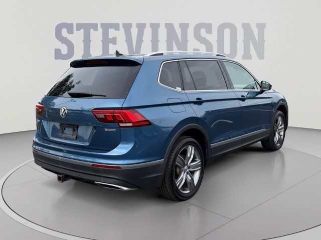 Used 2020 Volkswagen Tiguan SEL AWD/4WD image 5