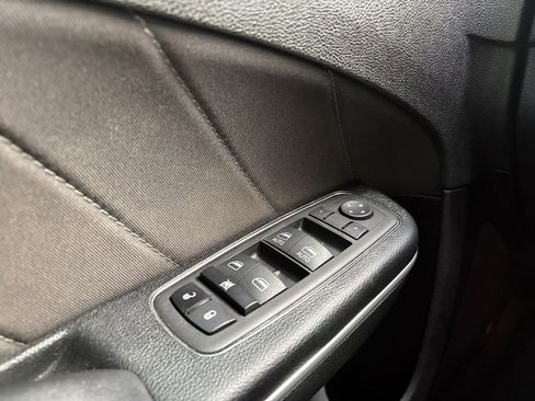 Used 2023 Dodge Charger SXT image 12