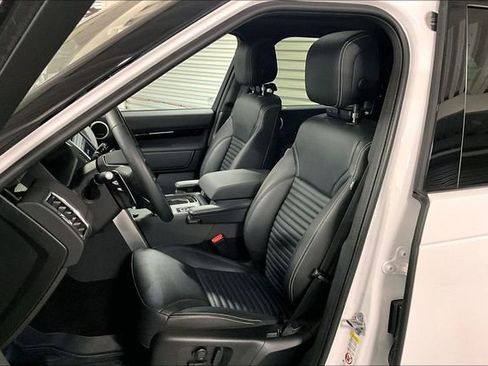 Certified 2025 Land Rover Discovery S AWD/4WD image 13