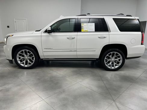 Used 2019 GMC Yukon Denali w/ Denali Ultimate Package AWD/4WD image 4