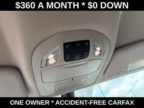 Used 2023 Chrysler Pacifica Touring-L FWD image 33