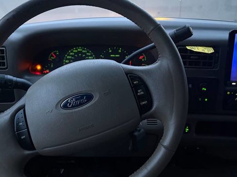 Used 2004 Ford F350 4x4 Crew Cab DRW Super Duty image 12