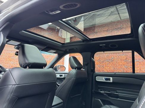 Used 2022 Ford Explorer ST w/ Equipment Group 401A image 3