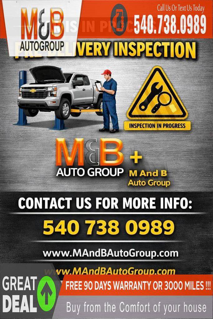 Used 2020 Nissan NV200 S w/ Back Door Glass Package FWD image 2