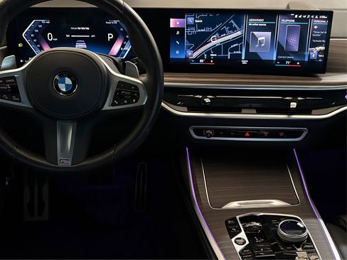 Used 2023 BMW X7 xDrive40i w/ M Sport Package image 16