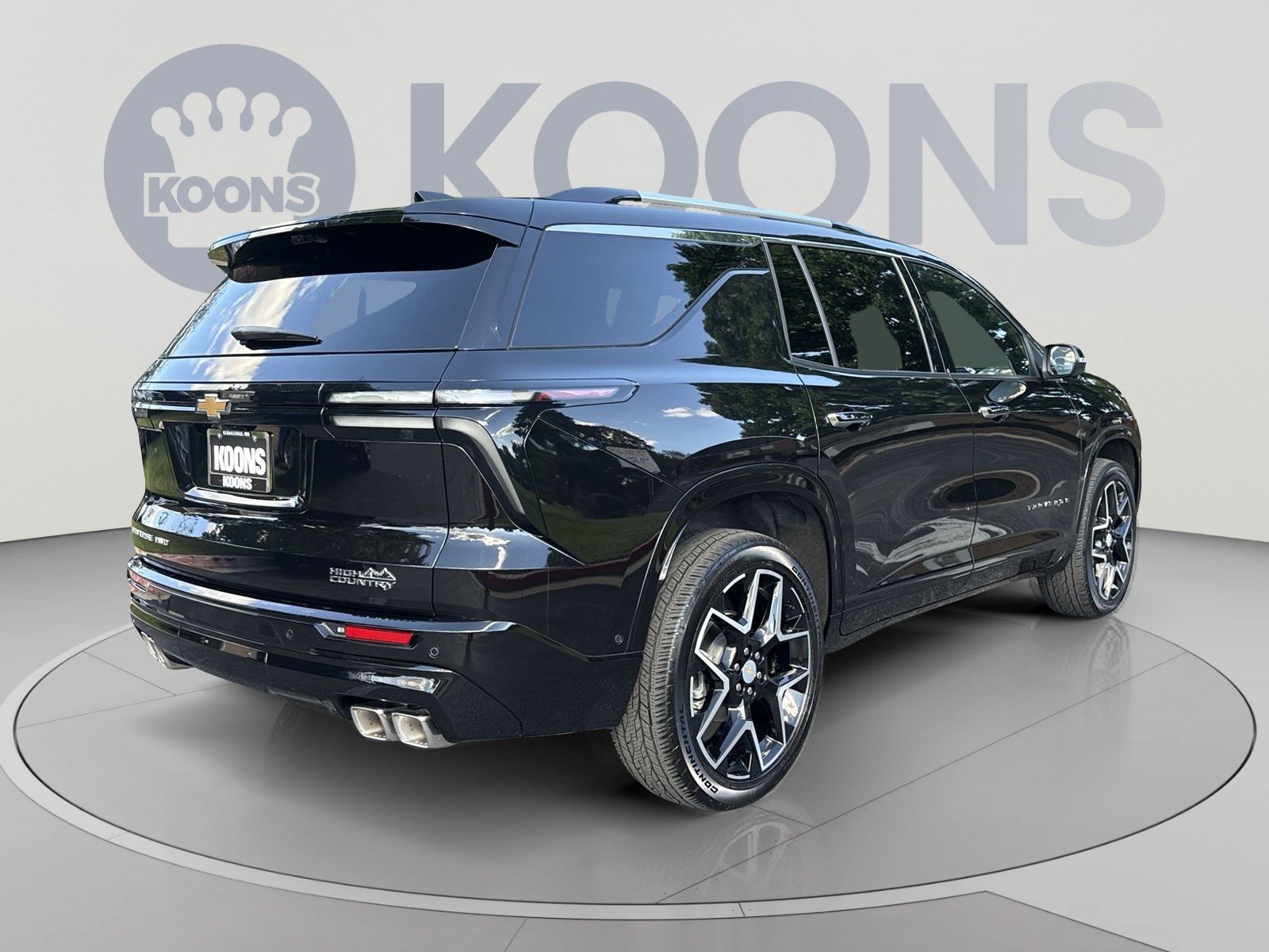 Used 2026 Chevrolet Traverse High Country w/ LPO, Floor Liner Package AWD/4WD image 7