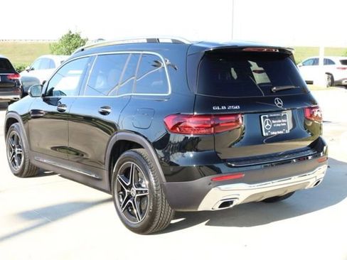New 2026 Mercedes-Benz GLB 250 image 9