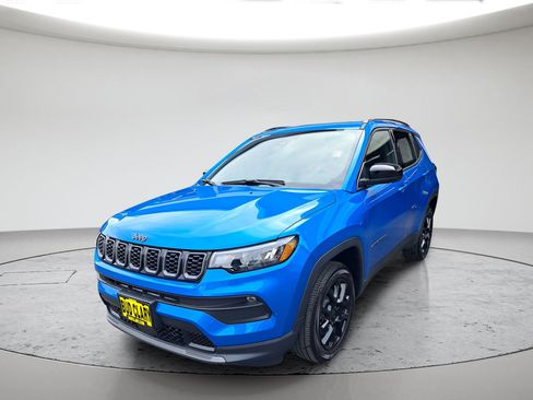 New 2026 Jeep Compass Latitude w/ Quick Order Package 29K AWD/4WD image 1
