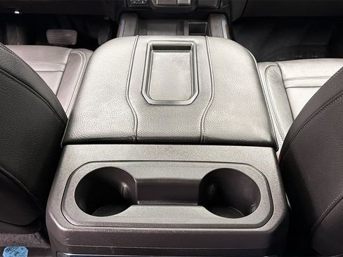 Used 2022 GMC Sierra 2500 Denali image 39