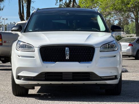 Used 2021 Lincoln Corsair Reserve w/ Equipment Group 201A image 9