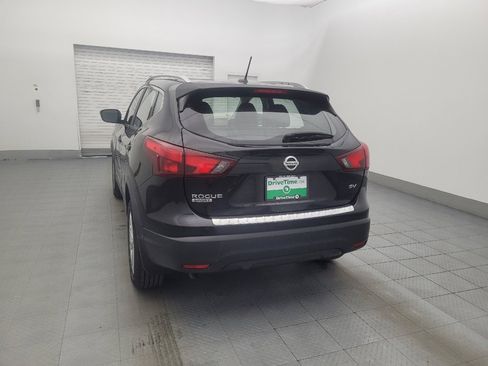 Used 2017 Nissan Rogue Sport SV image 6