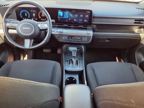 Used 2025 Hyundai Kona SEL AWD/4WD image 8