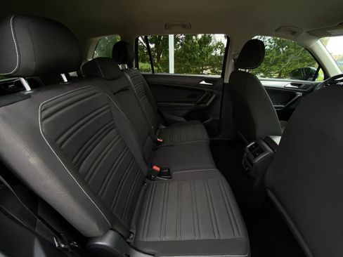 Used 2022 Volkswagen Tiguan S FWD image 26