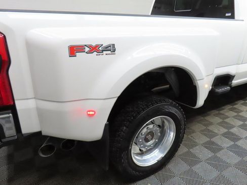 Used 2025 Ford F450 King Ranch w/ Chrome Package image 44