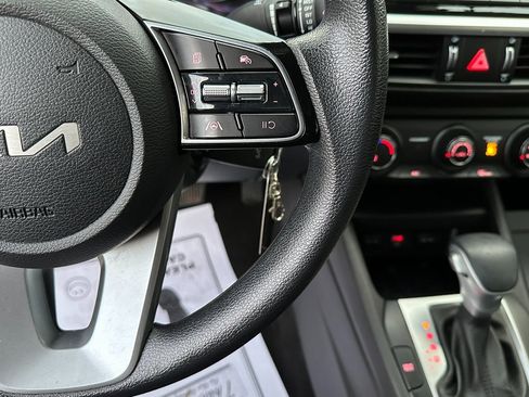 Used 2023 Kia Forte LXS image 12