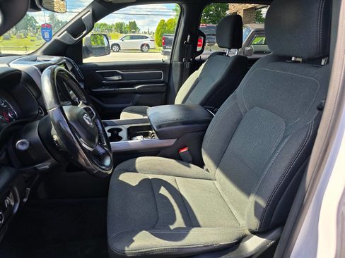 Used 2020 RAM 1500 Big Horn AWD/4WD image 11