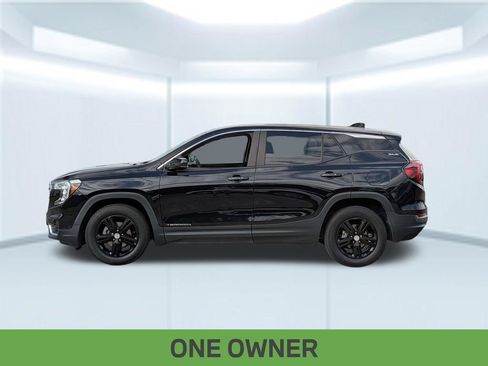 Used 2023 GMC Terrain SLE FWD image 2