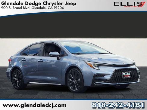 Used 2023 Toyota Corolla SE w/ SE Premium Package FWD image 1