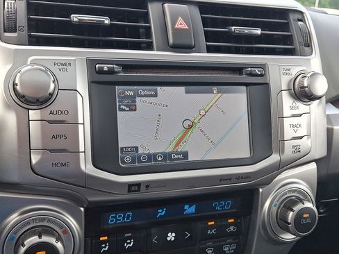 Used 2018 Toyota 4Runner Limited AWD/4WD image 15