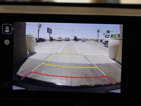 Used 2025 Hyundai Kona SEL FWD image 17