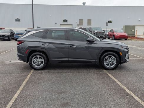 Used 2026 Hyundai Tucson SE FWD image 4