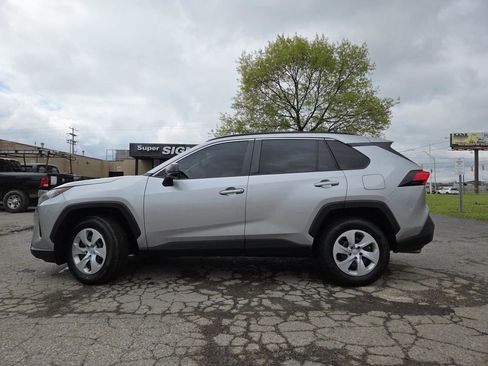 Used 2019 Toyota RAV4 LE w/ All Weather Liner Package FWD image 14
