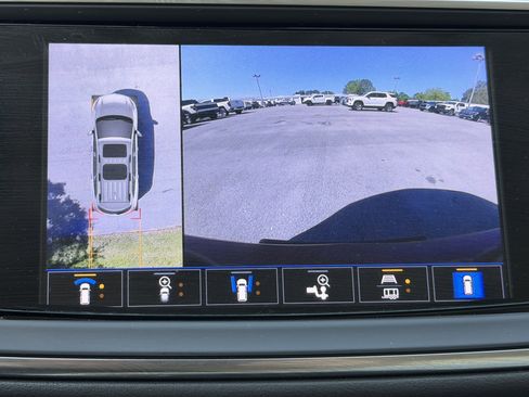 Used 2024 Buick Enclave Essence w/ Experience Buick Package image 12