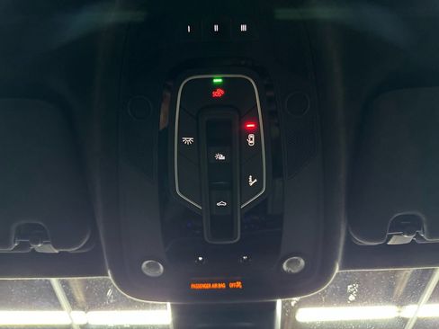 Used 2019 Audi Q7 3.0T Prestige AWD/4WD image 35