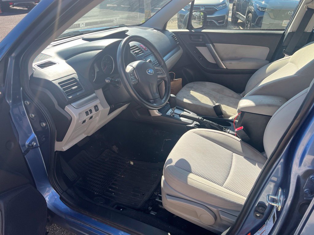 Used 2015 Subaru Forester 2.5i w/ Alloy Wheel Package AWD/4WD image 10