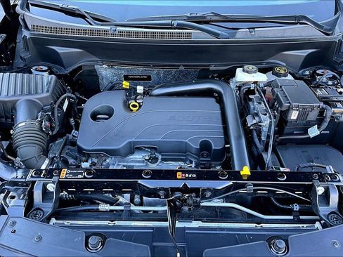 Used 2024 Chevrolet Equinox LT image 28