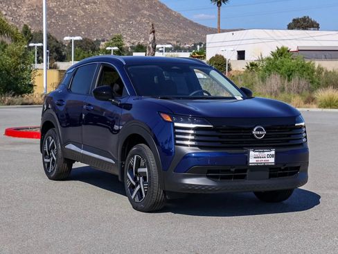 New 2026 Nissan Kicks SV FWD image 2