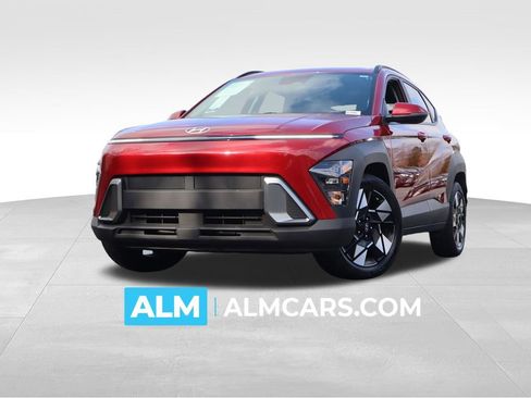 Used 2025 Hyundai Kona SEL image 1