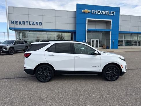 Used 2023 Chevrolet Equinox RS AWD/4WD image 8