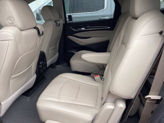 Used 2020 Buick Enclave Premium w/ Sun and Sites Package FWD image 4