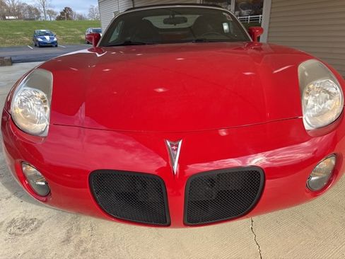 Used 2007 Pontiac Solstice Convertible w/ Premium Package image 19