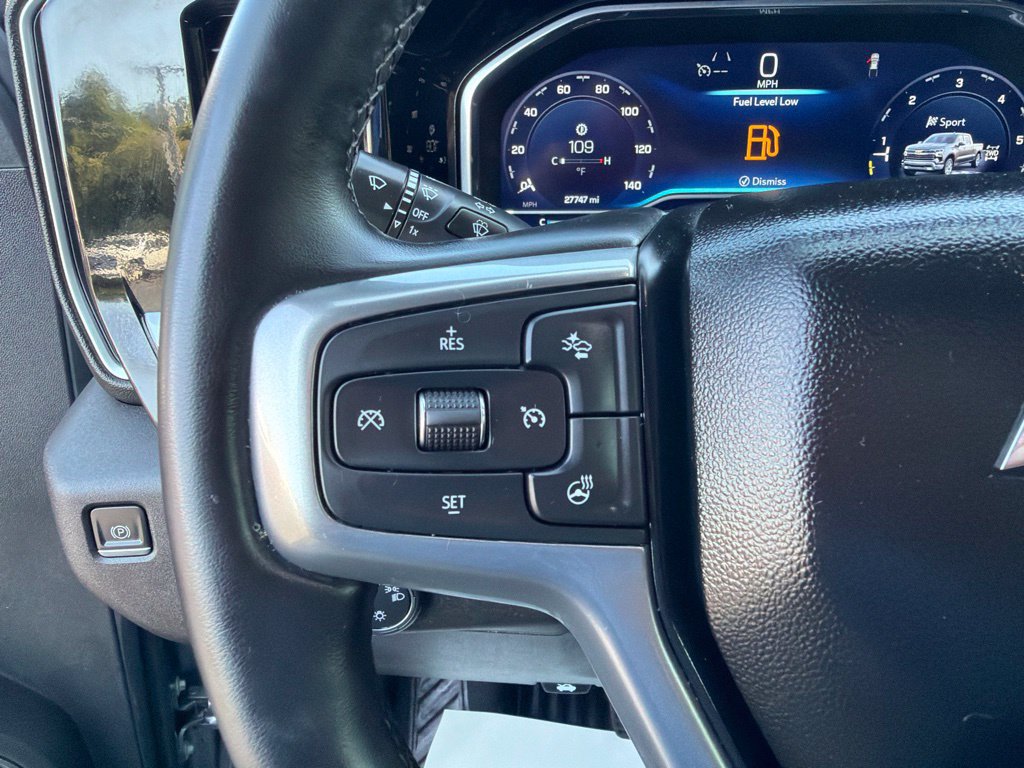 Used 2023 Chevrolet Silverado 1500 LT AWD/4WD image 17