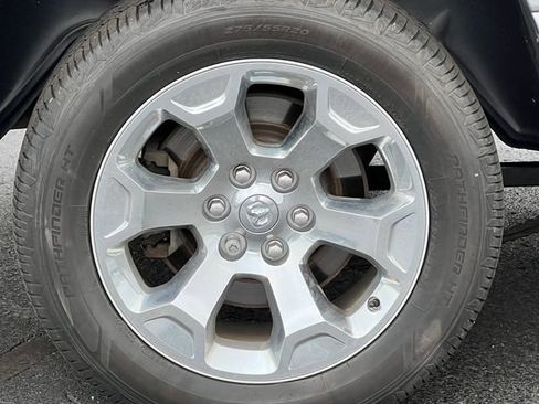 Used 2019 RAM 1500 Big Horn AWD/4WD image 6
