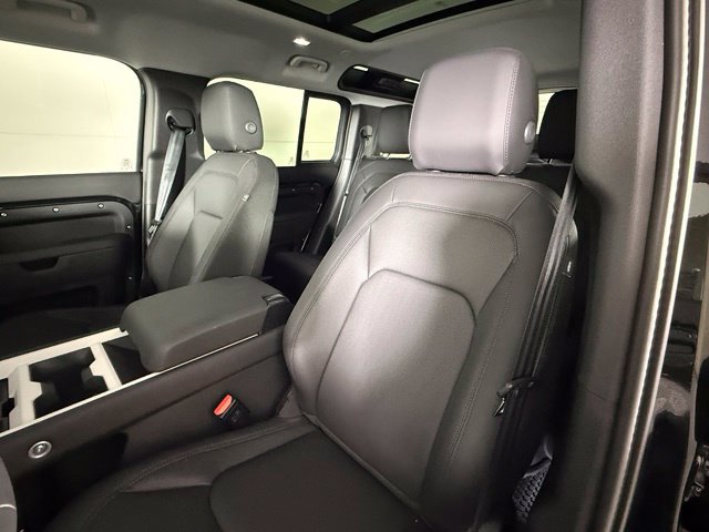 Certified 2025 Land Rover Defender 110 S AWD/4WD image 6