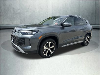 New 2026 Volkswagen Tiguan SE