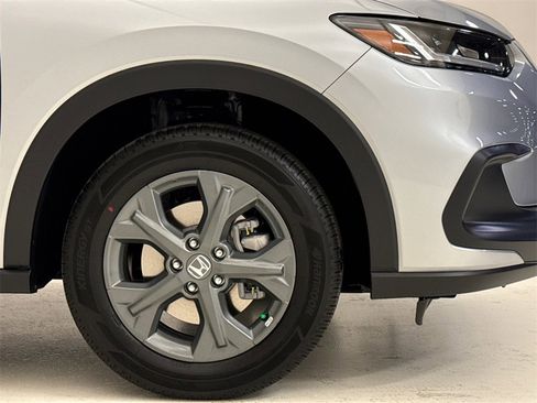 New 2026 Honda HR-V LX image 7